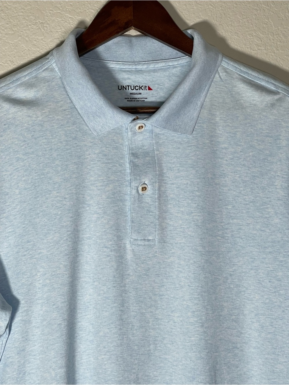UnTuckit Men’s Polo in Supima Cotton Size Medium in Light Blue - Picture 2 of 10